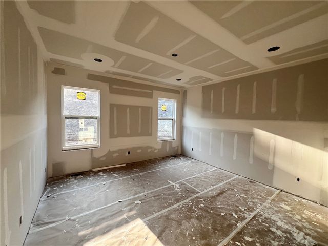 5422 Seminole Valley Trail NE, Cedar Rapids, IA 52411