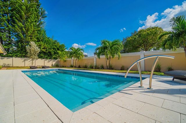 12898 Buckland Street, Wellington, FL 33414