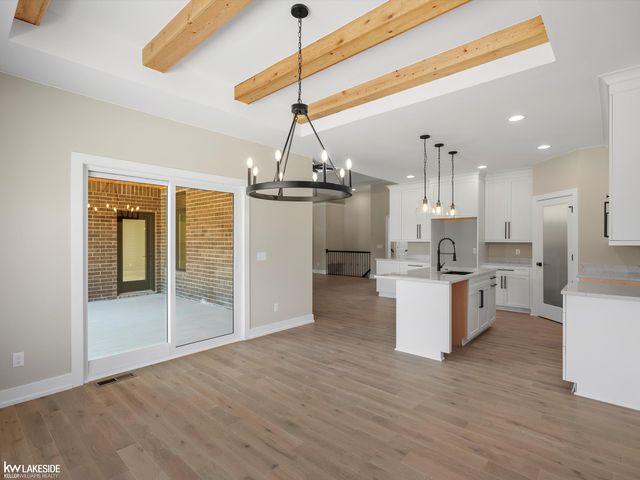 19335 Springbrook Drive, Macomb Twp, MI 48044