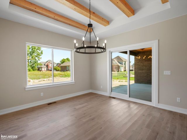 19335 Springbrook Drive, Macomb Twp, MI 48044