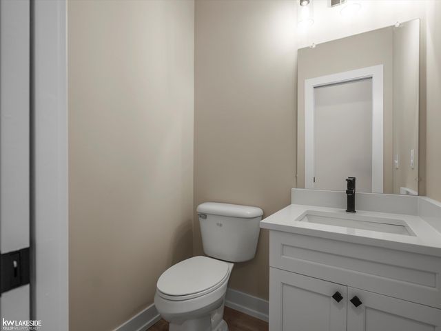 19335 Springbrook Drive, Macomb Twp, MI 48044