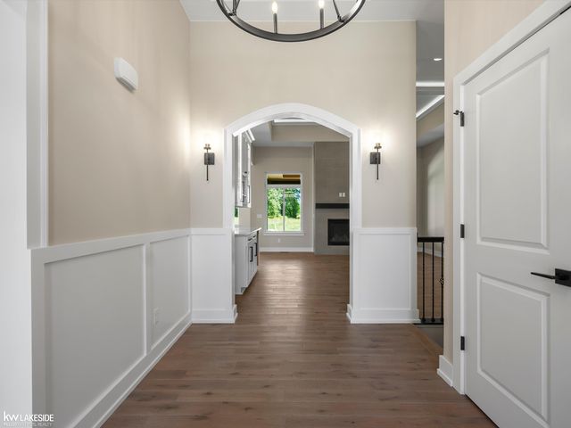 19335 Springbrook Drive, Macomb Twp, MI 48044