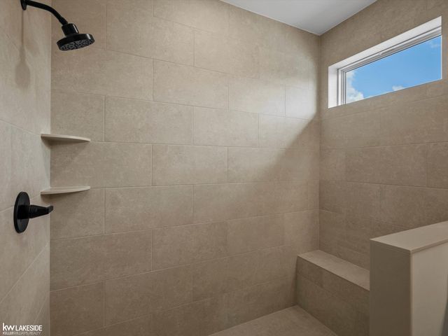 19335 Springbrook Drive, Macomb Twp, MI 48044