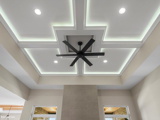 19335 Springbrook Drive, Macomb Twp, MI 48044