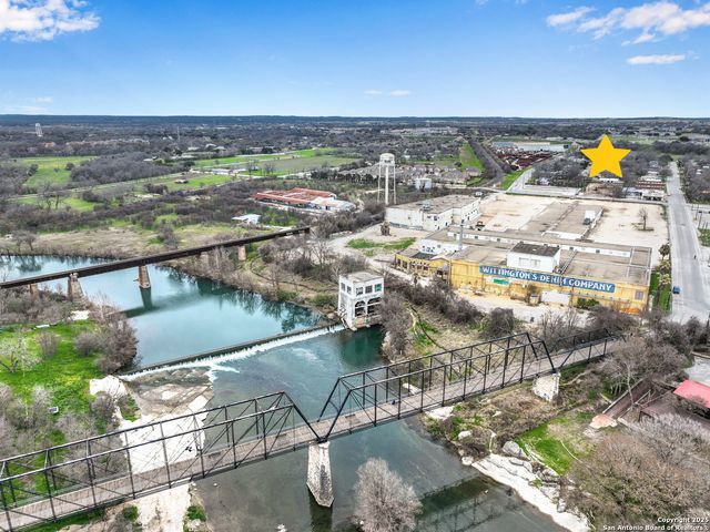 569 Wright, New Braunfels, TX 78130