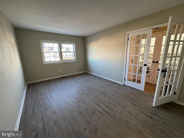 17 LENNOX CT, Sicklerville, NJ 08081