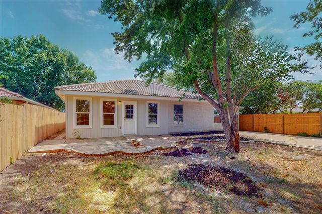 4101 Tulip Tree Court, Fort Worth, TX 76137