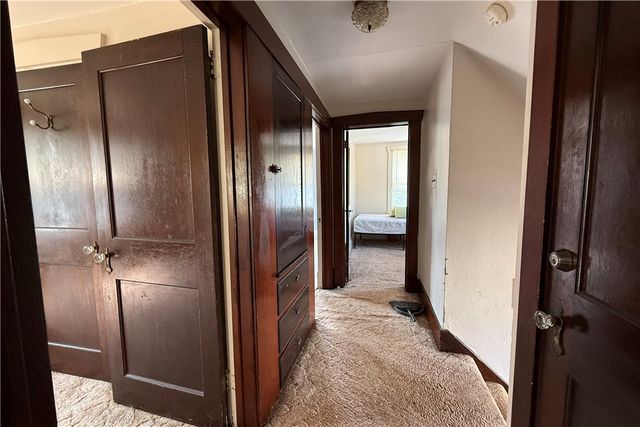 1045 Myrtle Pl, Sharon, PA 16146