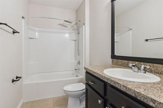 579 LAKE CUMMINGS WAY, Lake Alfred, FL 33850