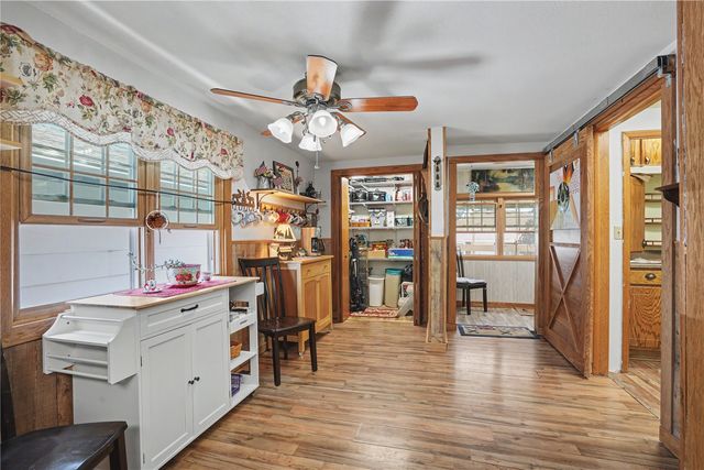 1705 7th Avenue, Belle Plaine, IA 52208