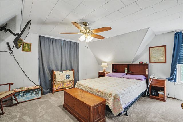 1705 7th Avenue, Belle Plaine, IA 52208