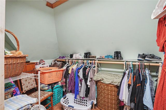 1705 7th Avenue, Belle Plaine, IA 52208