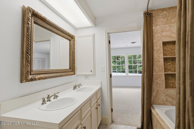 4064 Eastwood Drive, Jackson, MS 39211