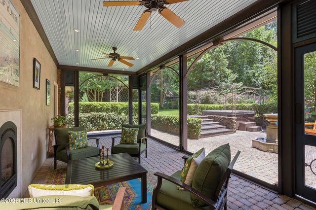 4064 Eastwood Drive, Jackson, MS 39211