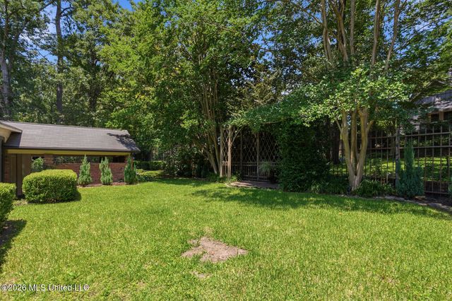 4064 Eastwood Drive, Jackson, MS 39211