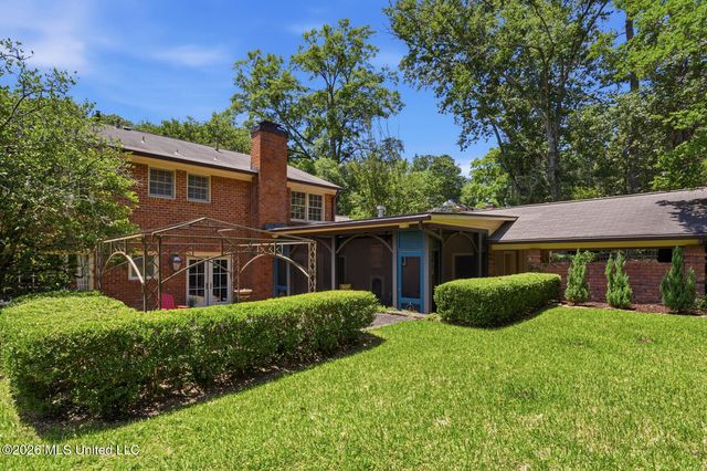 4064 Eastwood Drive, Jackson, MS 39211