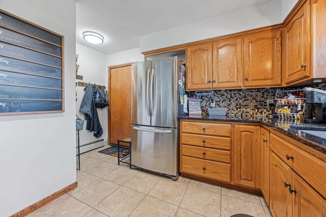 1221 1st Street N, Casselton, ND 58012