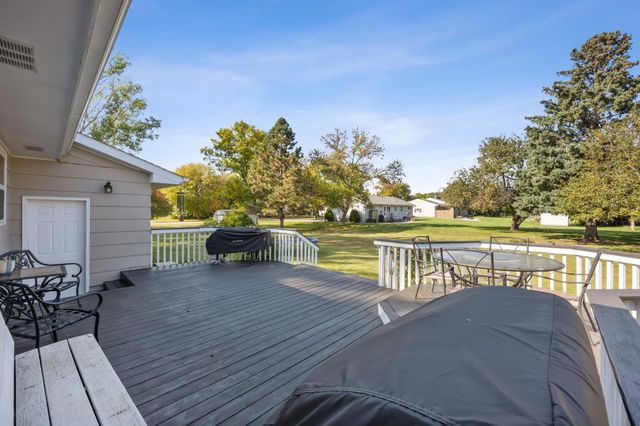 1221 1st Street N, Casselton, ND 58012