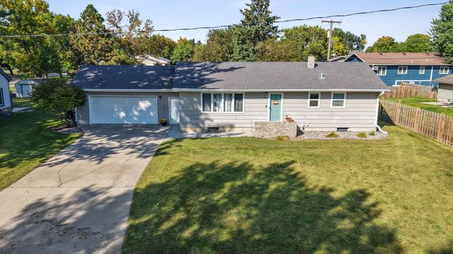 1221 1st Street N, Casselton, ND 58012