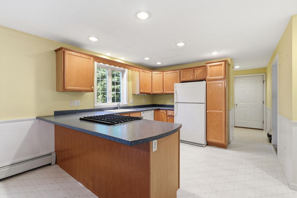 12 Pine Crest Acres Lane, Arundel, ME 04046 — photo 2