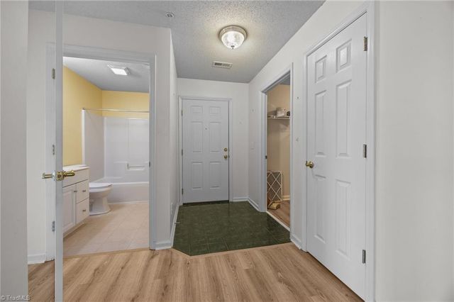 5001 Bass Chapel Road 3D, Greensboro, NC 27455