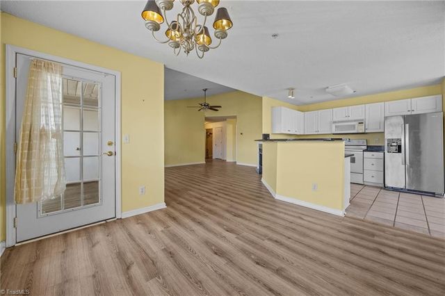 5001 Bass Chapel Road 3D, Greensboro, NC 27455