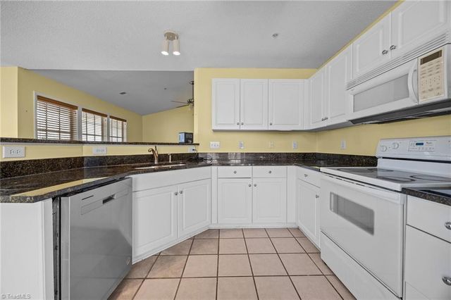 5001 Bass Chapel Road 3D, Greensboro, NC 27455