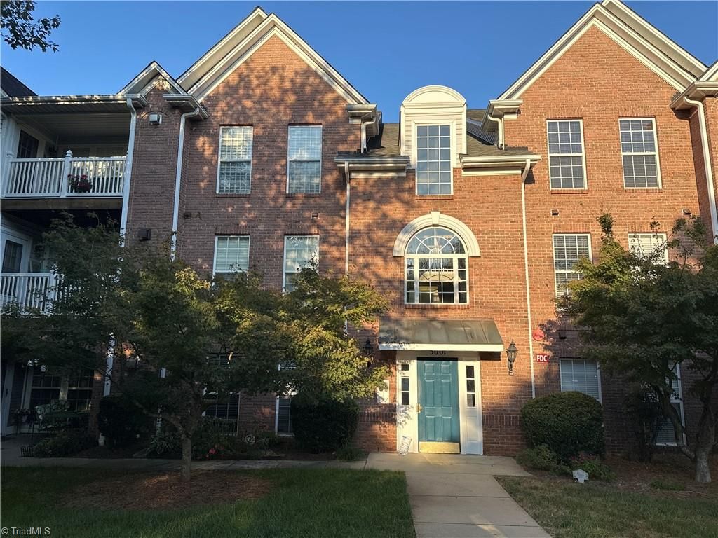 5001 Bass Chapel Road 3D, Greensboro, NC 27455
