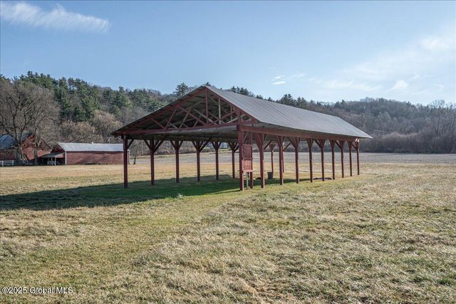 42 Old Schuylerville Road, Easton, NY 12834