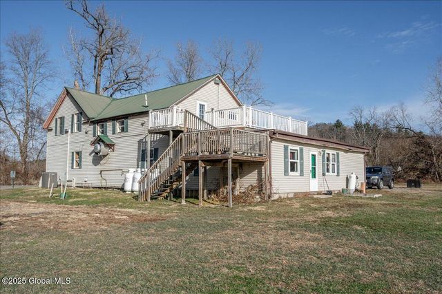 42 Old Schuylerville Road, Easton, NY 12834