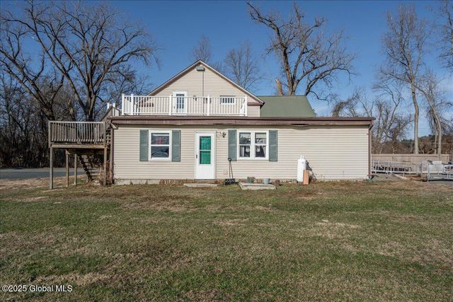 42 Old Schuylerville Road, Easton, NY 12834