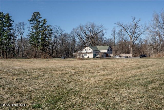 42 Old Schuylerville Road, Easton, NY 12834