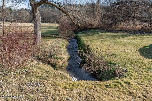 42 Old Schuylerville Road, Easton, NY 12834