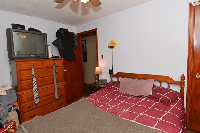 853 Hiatt Avenue, Greenwood, IN 46143