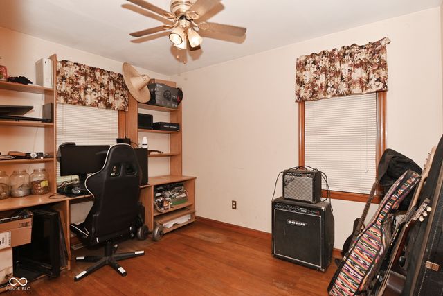 853 Hiatt Avenue, Greenwood, IN 46143