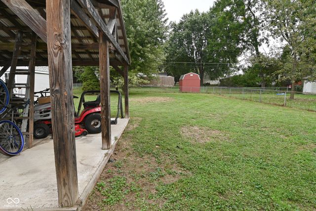 853 Hiatt Avenue, Greenwood, IN 46143