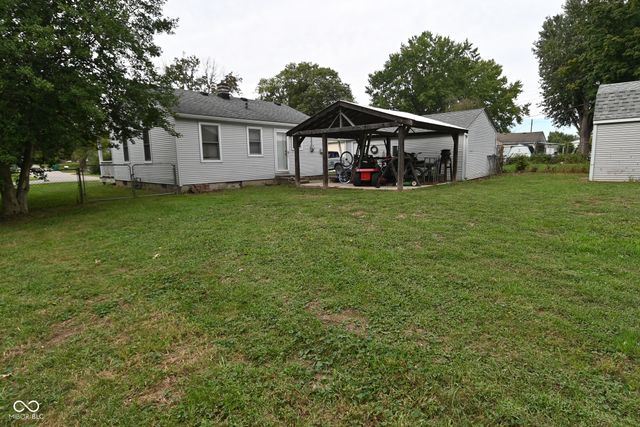 853 Hiatt Avenue, Greenwood, IN 46143