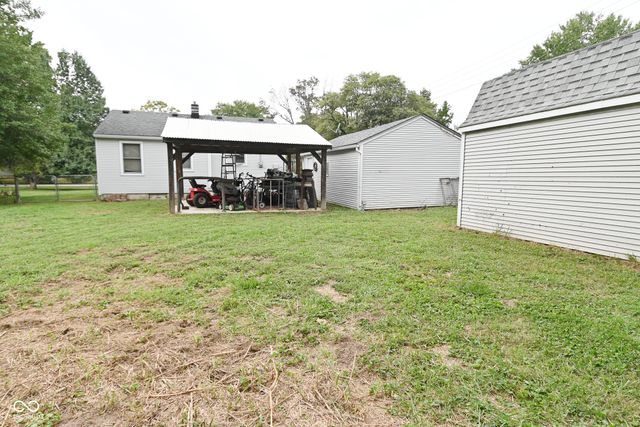 853 Hiatt Avenue, Greenwood, IN 46143