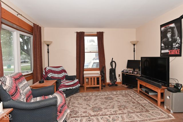 853 Hiatt Avenue, Greenwood, IN 46143