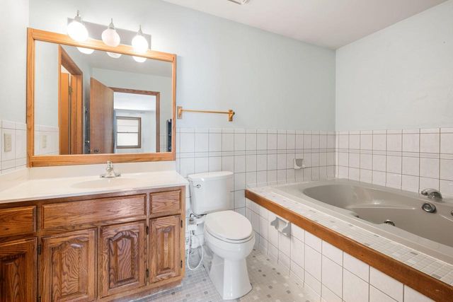 2790 152nd STREET, New Berlin, WI 53151