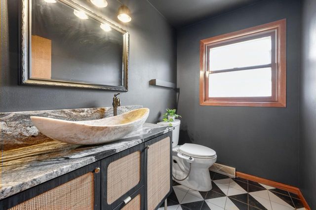 2790 152nd STREET, New Berlin, WI 53151