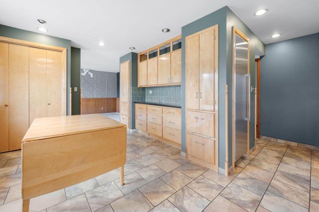 2790 152nd STREET, New Berlin, WI 53151