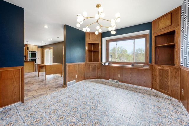 2790 152nd STREET, New Berlin, WI 53151