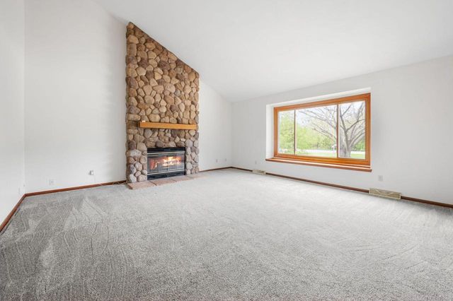 2790 152nd STREET, New Berlin, WI 53151