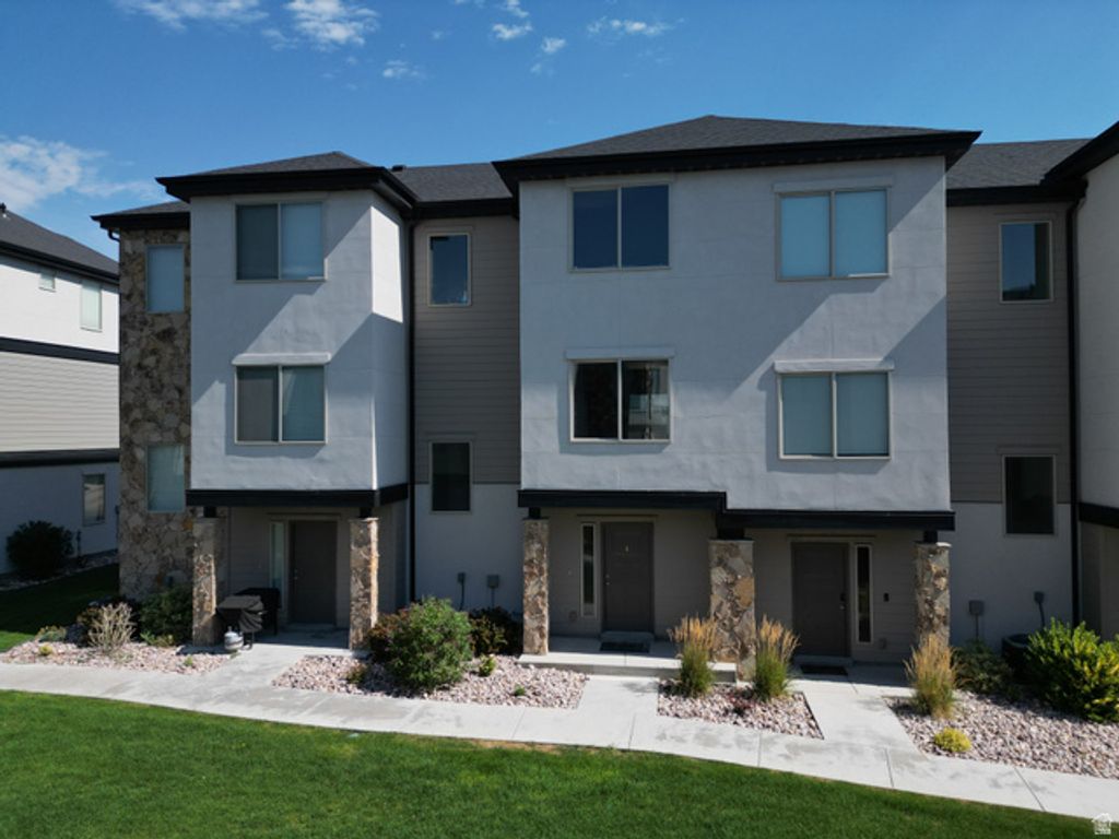149 W AUTUMN LN, Saratoga Springs, UT 84045