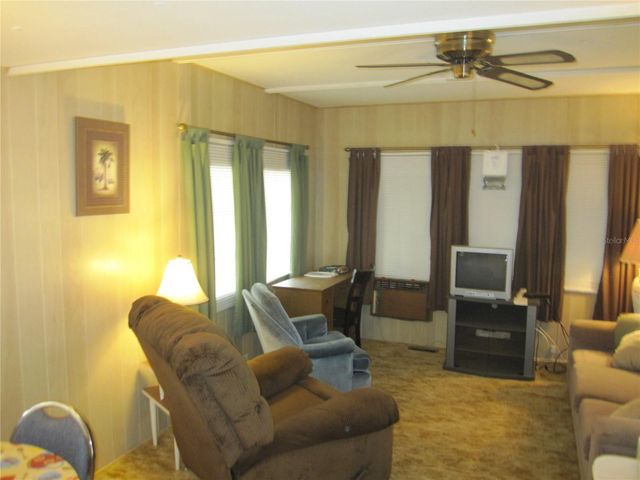 39015 HILLCREST DRIVE, Zephyrhills, FL 33542