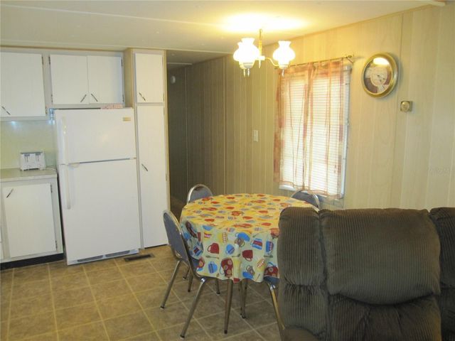 39015 HILLCREST DRIVE, Zephyrhills, FL 33542