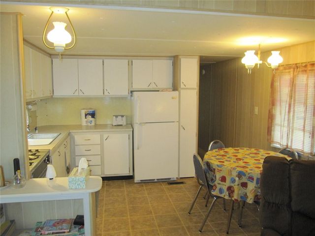 39015 HILLCREST DRIVE, Zephyrhills, FL 33542