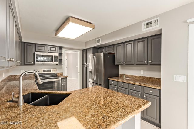 9255 N 100TH Place, Scottsdale, AZ 85258