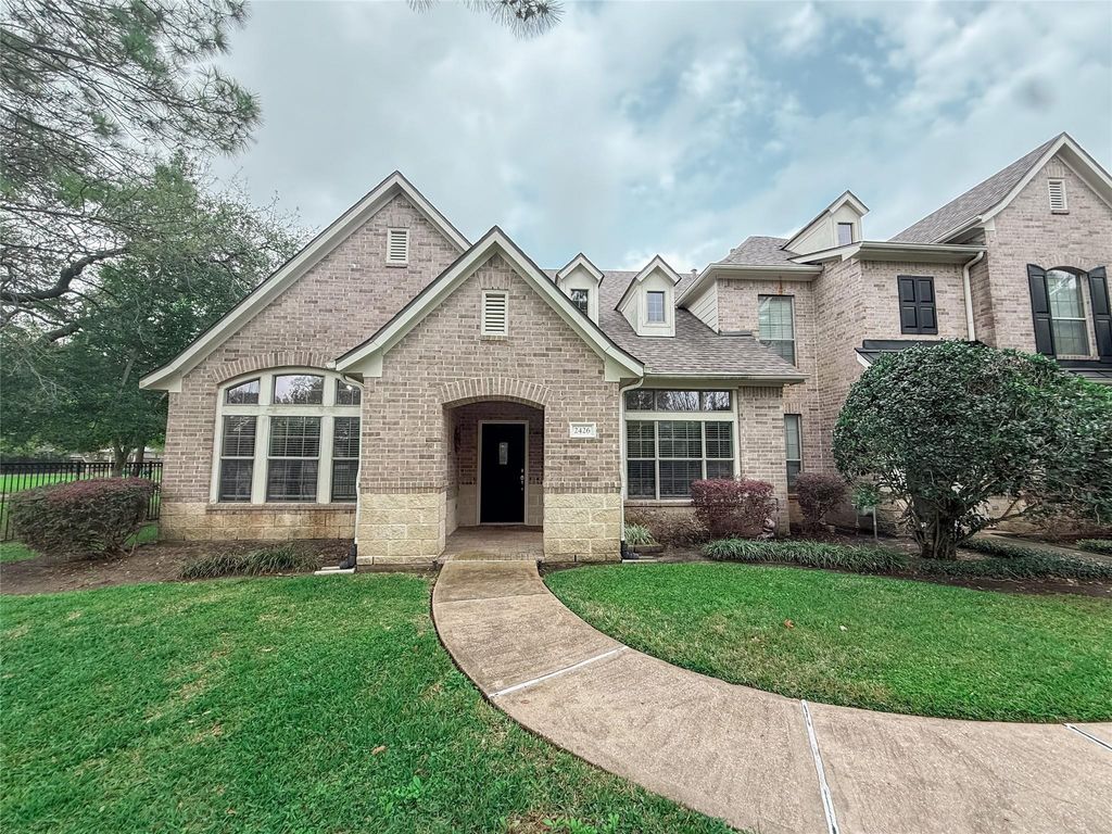2426 Clippers Square, Houston, TX 77058